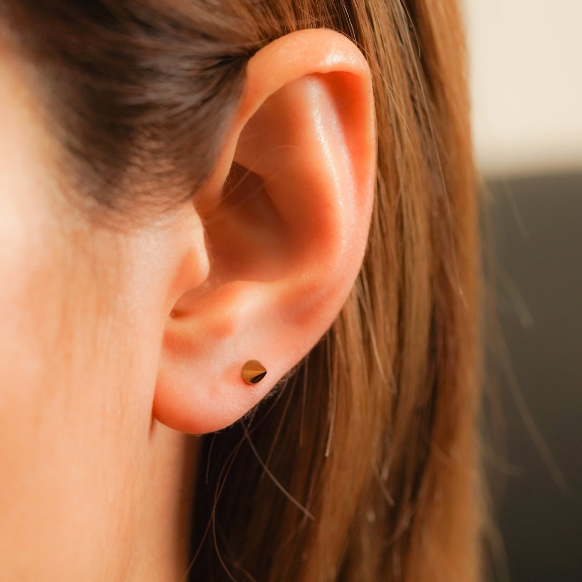 K18lonjakan kerucutanting-anting